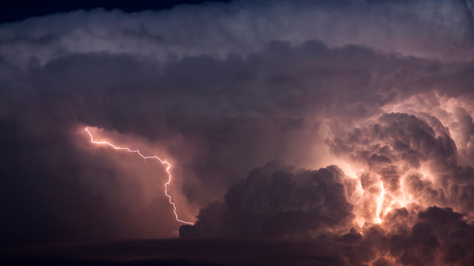 Orages : 37 départements en vigilance orange